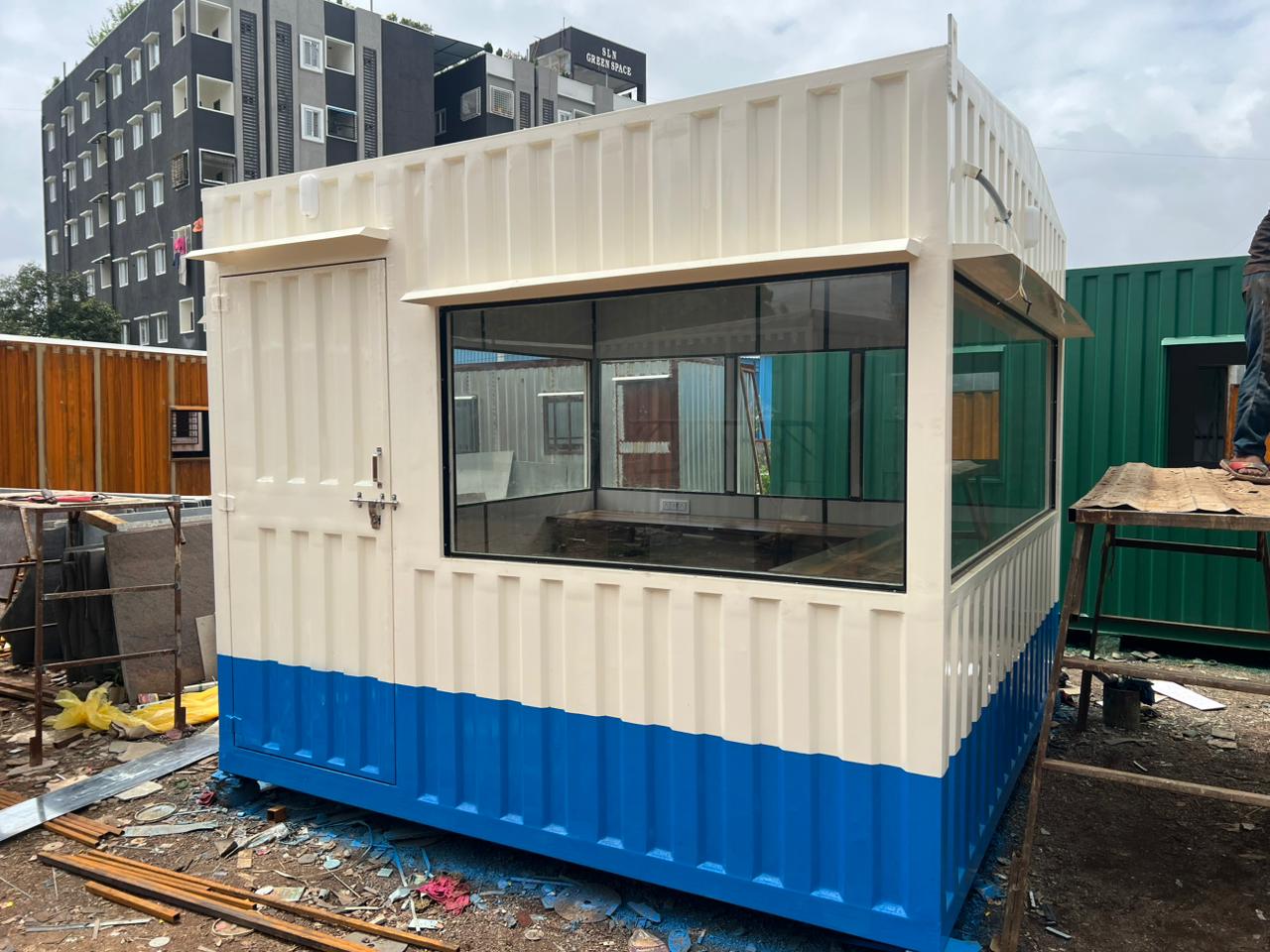 pre fabricated security cabin